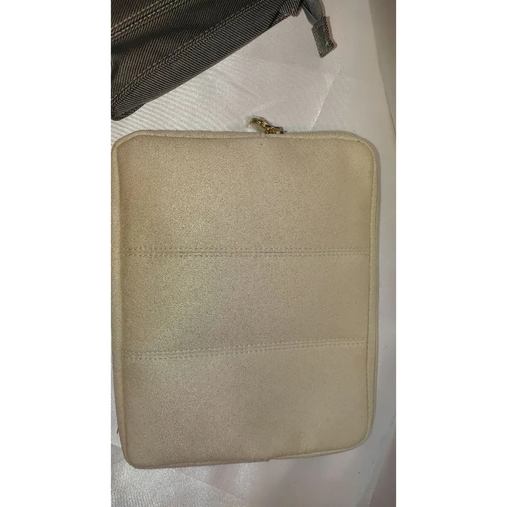 BVLGARI for Emirates Travel Makeup Bags x2